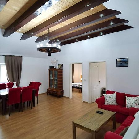 Apartament 2 Camere - Casa Divertis Бузэу Экстерьер фото