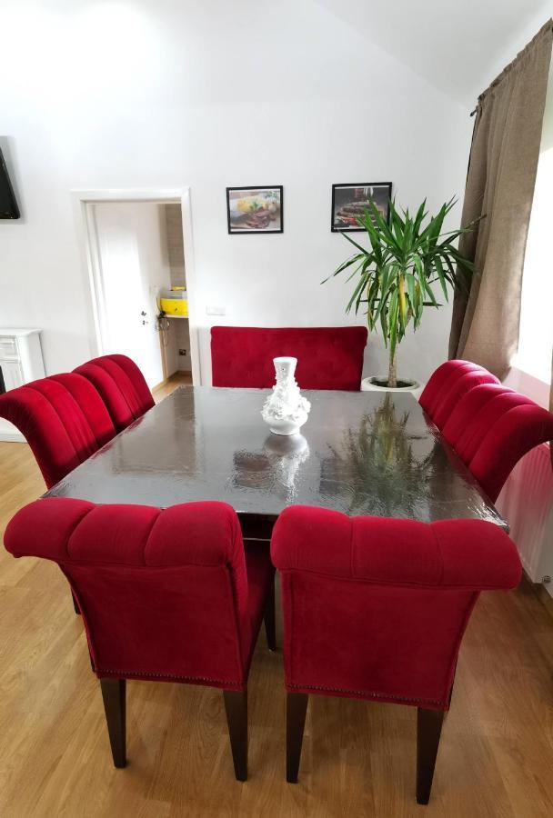 Apartament 2 Camere - Casa Divertis Бузэу Экстерьер фото